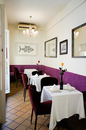 C. Doncellas, 8, Casco Antiguo, 41004 Sevilla