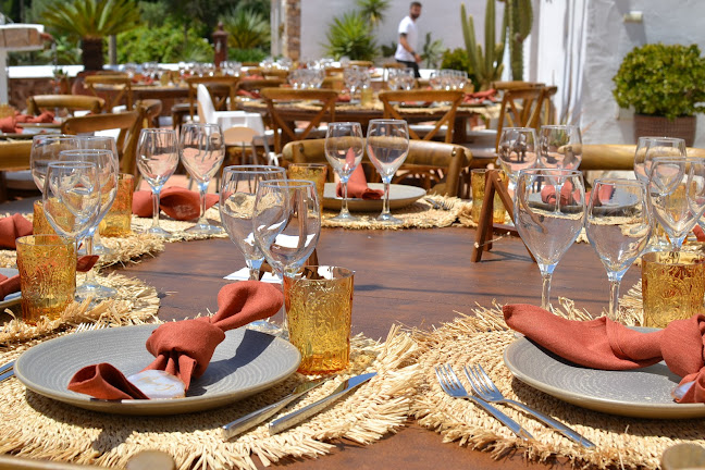 Ibiza Drinks Experience - Catering and cocktails Phone number