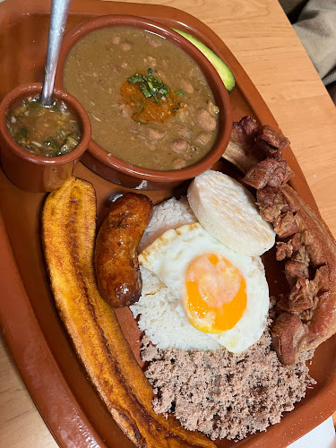 RESTAURANTE COLOMBIANO LA FONDA Phone number