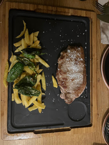 Restaurante Cinco Jotas Sevilla - Gastronomía y hostelería