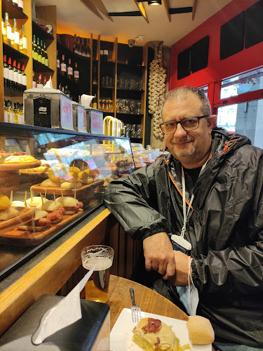 Zaharra - Plaza nueva - Gastronomía y hostelería