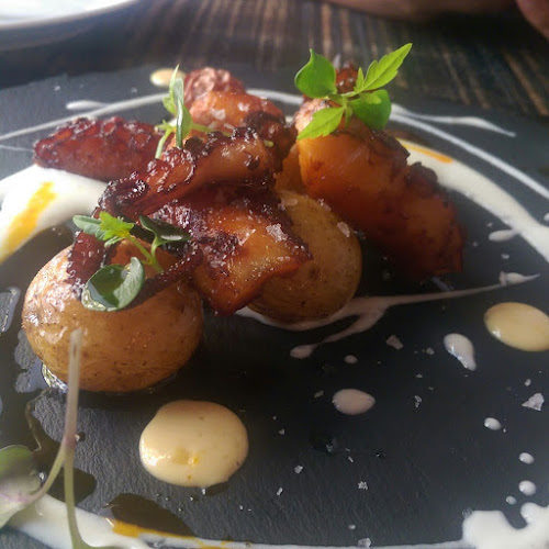 Carrer del Roser, 74, Sants-Montjuïc, 08004 Barcelona