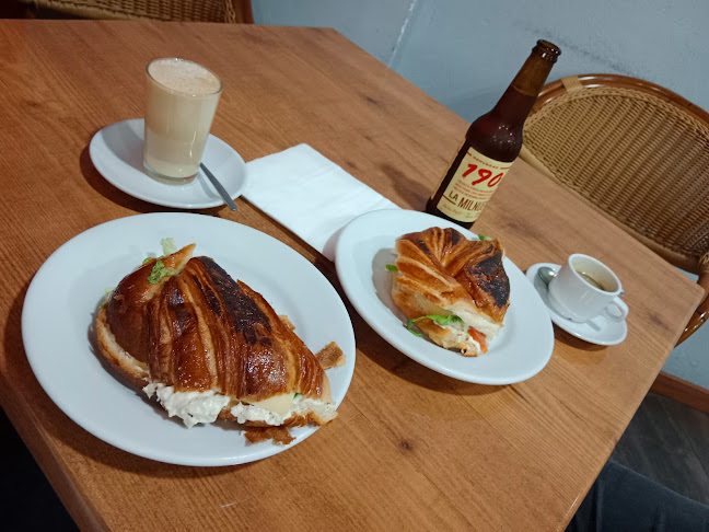 Opinii despre Bar restaurante Piscolabis La Veguetilla în Agüimes - Gastronomía y hostelería