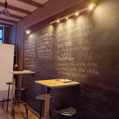 C. de Fernando Primo de Rivera, 16, 38006 Santa Cruz de Tenerife