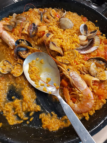 Opinii despre Restaurante O Faro în Vigo - Gastronomía y hostelería