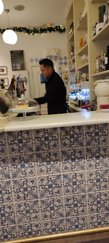 La Querencia Phone number