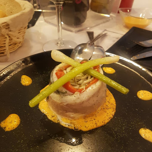 C. Pino, 1, Centro, 18005 Granada