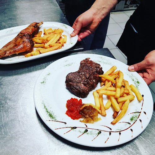 Opinii despre Minotauro Restaurante Taberna în Madrid - Gastronomía y hostelería