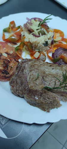 Comments and reviews of Cafeteria La Cueva Delux