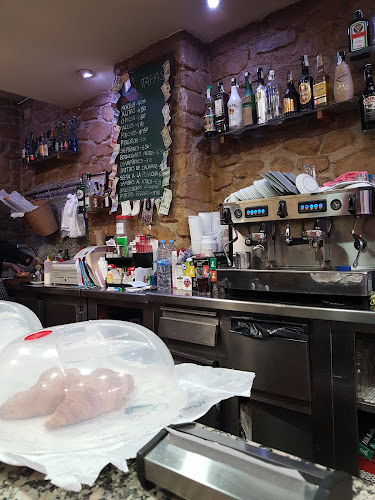 Bar Restaurant Cafe del barri