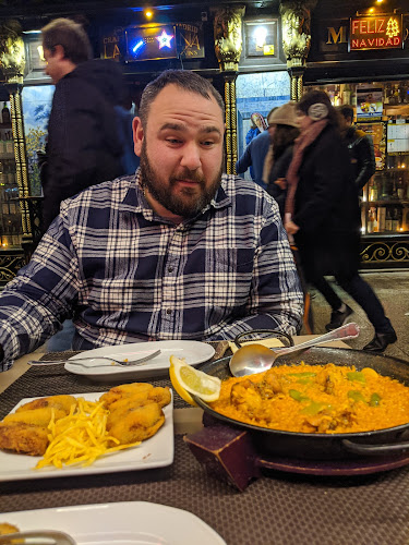 Cruz de Malta Phone number