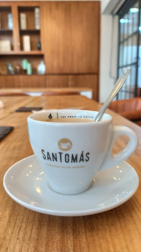 Avenida de Finlandia, 41012 Sevilla