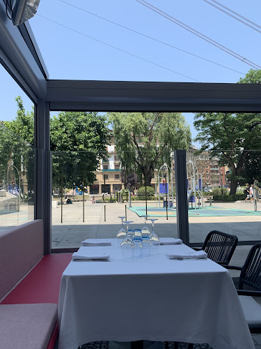 Riko Restaurant - Gastronomía y hostelería