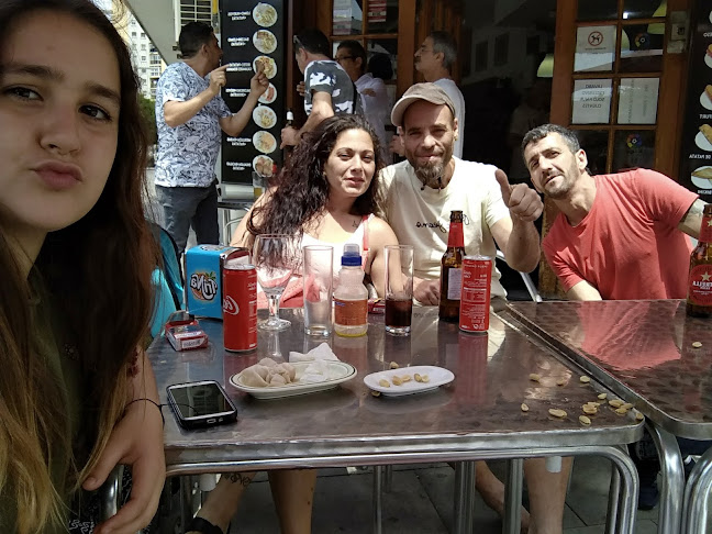 Opinii despre Bar Restaurante Reynus în Sant Adrià de Besòs - Gastronomía y hostelería