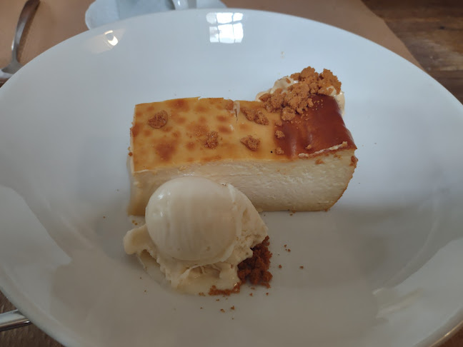 Opinii despre Casa de Comidas La Vegana în Camargo - Gastronomía y hostelería