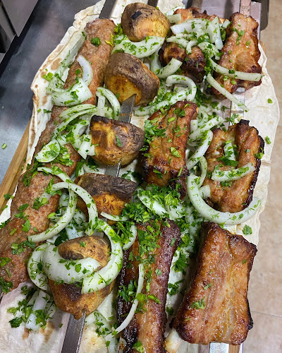 C/ de los Pedrones, 6, Jesús, 46017 València, Valencia