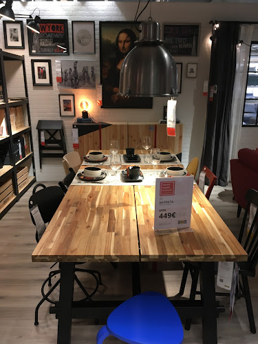 Av. de Velázquez, 389, Churriana, 29004 Málaga