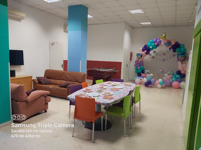 Opinii despre Cafeteria DNI ben pensat în Tarragona - Gastronomía y hostelería