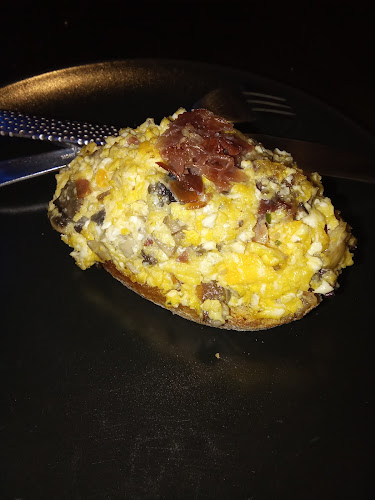 Comentarii opinii despre Colon Barria