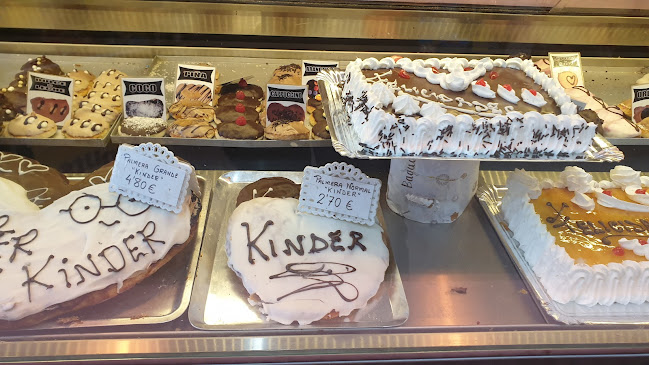 Comments and reviews of Pastelería Encarni