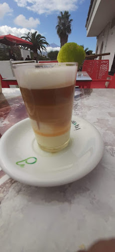 Comments and reviews of Km 74