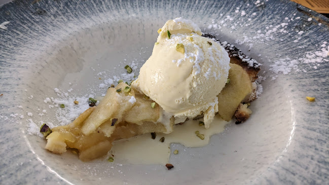 Pizzeria La Madonna Open Times