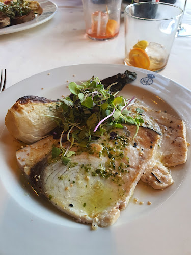 Opinii despre Restaurante en el Complejo Deportivo del RACE - Real Automóvil Club de España în Madrid - Gastronomía y hostelería