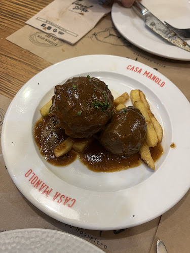 Comments and reviews of CASA MANOLO TAPAS BAR SEVILLANO