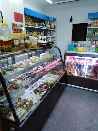 Comments and reviews of Panadería NOELIA - Confitería-