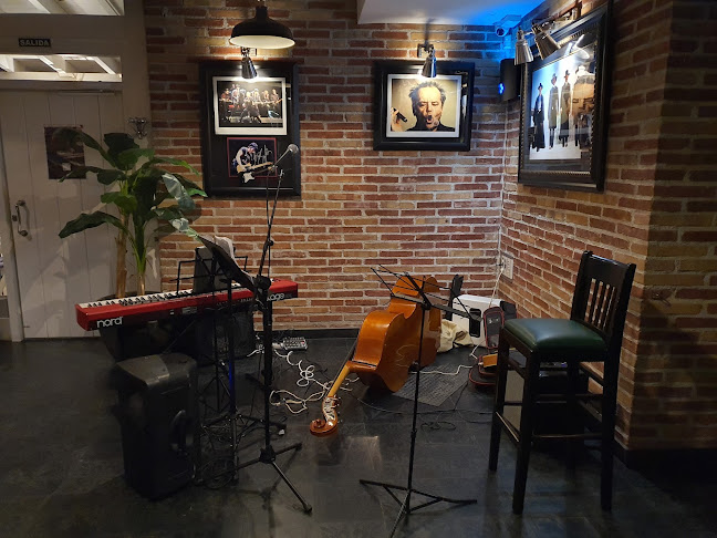 Bar restaurante La Compañía (Granada) Phone number