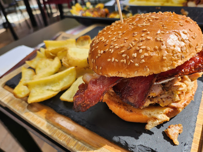 Foster's Hollywood - Gastronomía y hostelería