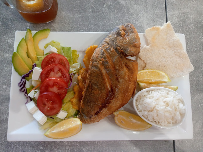 Café Bar Mariana Open Times