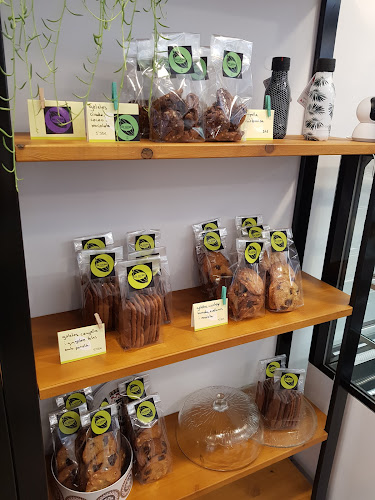 La Xicra pastelería Phone number