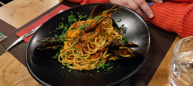 Trattoria Via Romana - Gastronomía y hostelería