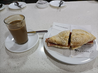 Yenaz Cafetería