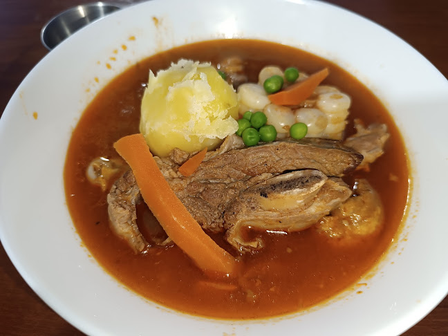 Comentarii opinii despre "The Oasis" Cafetería-Bar-Restaurant