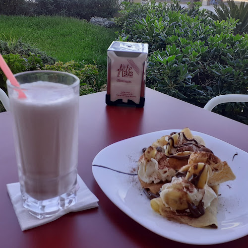 Heladería Los Artesanos Jijonenca - san juan playa