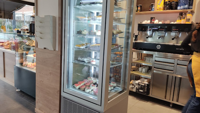 Comentarii opinii despre Cafetería Vivari