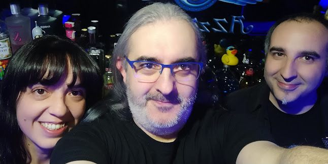 Azzurro Arcade Rock Pub - Gastronomía y hostelería