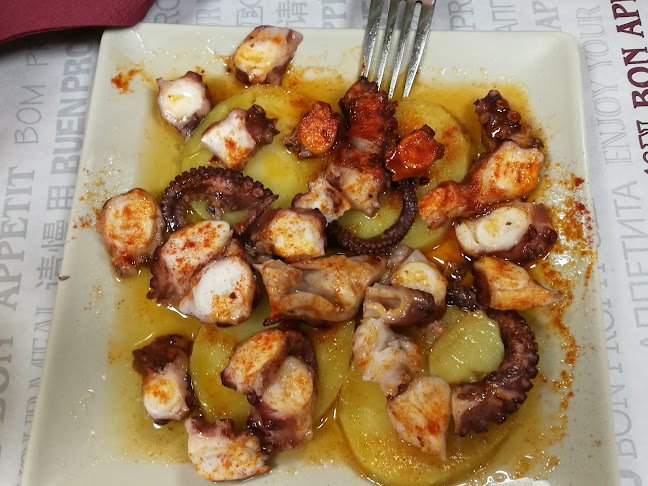 Travessera de les Corts, 24, 08903 L'Hospitalet de Llobregat, Barcelona