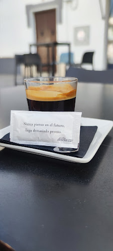 C. Marcos Orbaneja, 17, 41440 Lora del Río, Sevilla