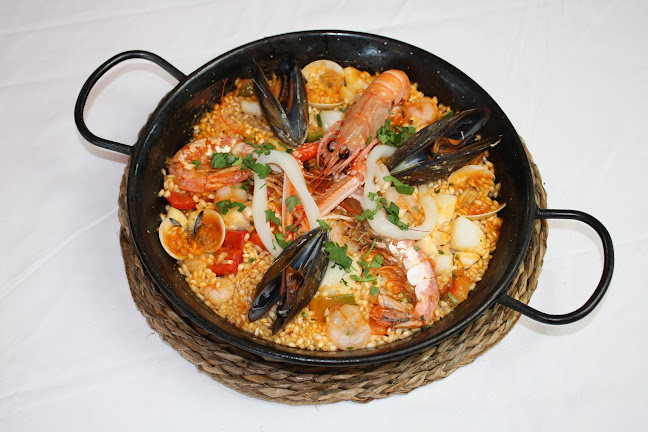 Colibri Brunch & Tapa Paellas