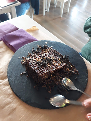 Av. Pdte. Adolfo Suárez, 12, local bajo, 41011 Sevilla