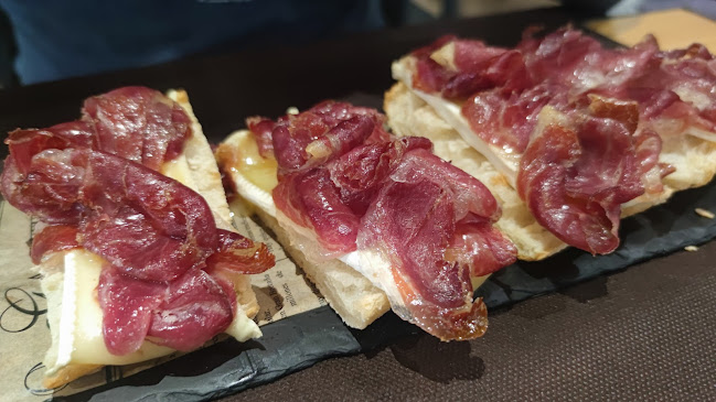 Reviews of La Fábrica Del Pernil in El Vendrell - Gastronomía y hostelería