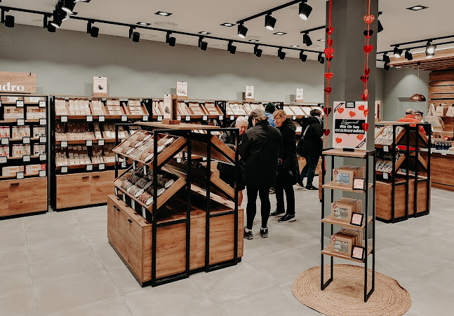 Opinii despre Maestros Turroneros în Bilbao - Gastronomía y hostelería