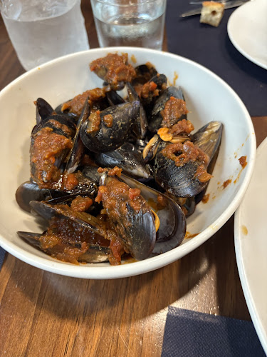 Carrer dels Nou Pins, 36, Nou Barris, 08016 Barcelona