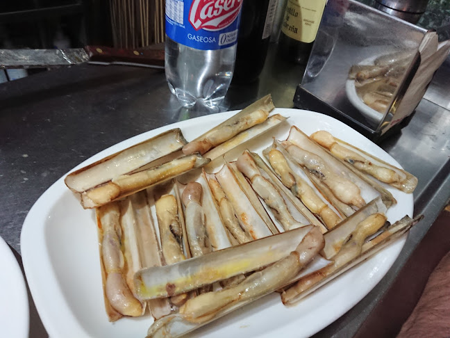 Marisquería El Pato Rojo desde 1974 Phone number