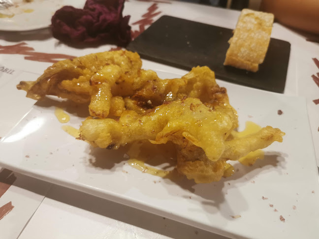 Opinii despre La Cava wine bar în Vilanova i la Geltrú - Gastronomía y hostelería