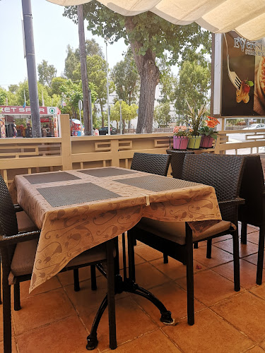 Pizzeria Everest - Gastronomía y hostelería