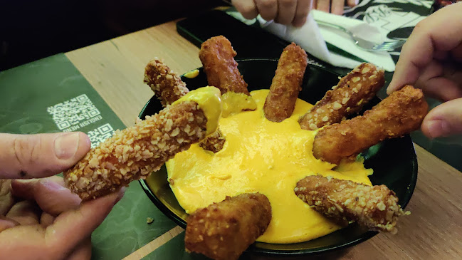 Comments and reviews of TORO BURGER QUINTANA